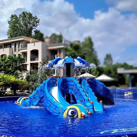 Wonderful Deluxe In Cascadas Family Sunny * Σάνι Μπιτς