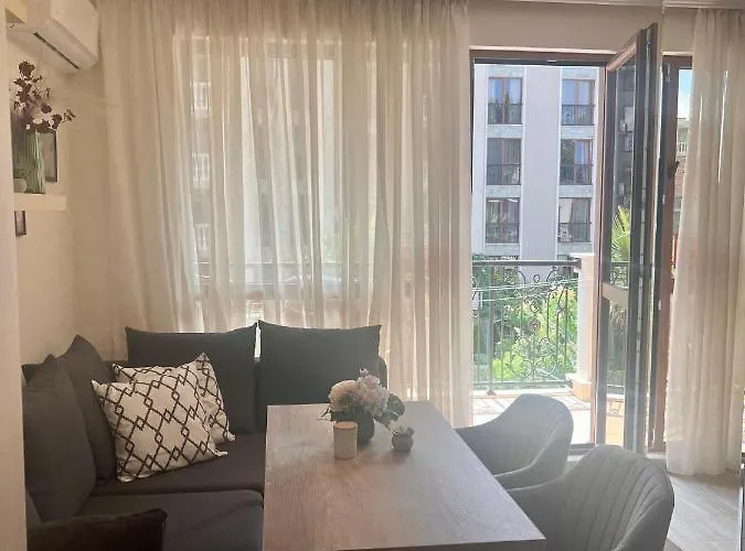 Апартамент Wonderful Deluxe In Cascadas Family Sunny